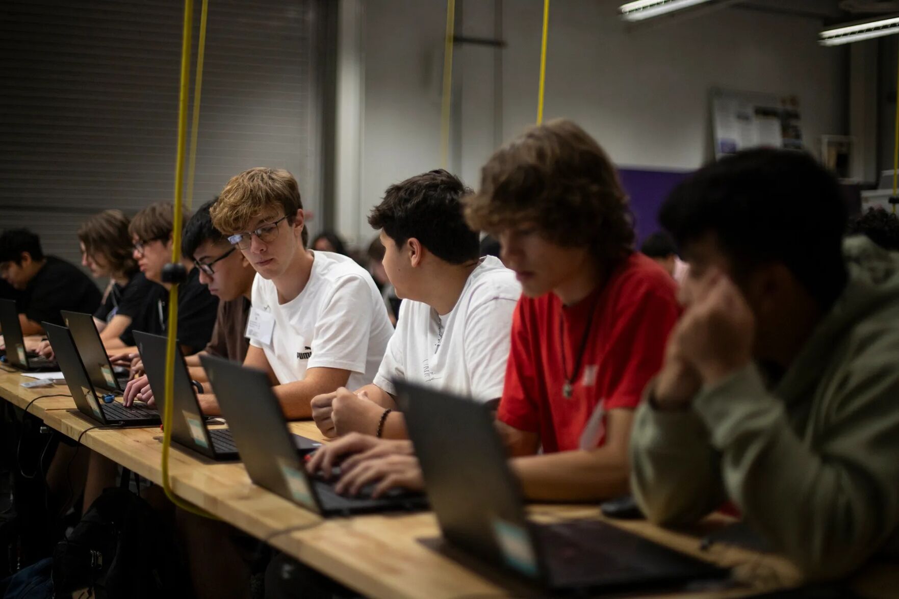 CalMatters/CatchLight Local 100625-CART-High-School-LV-11.jpg